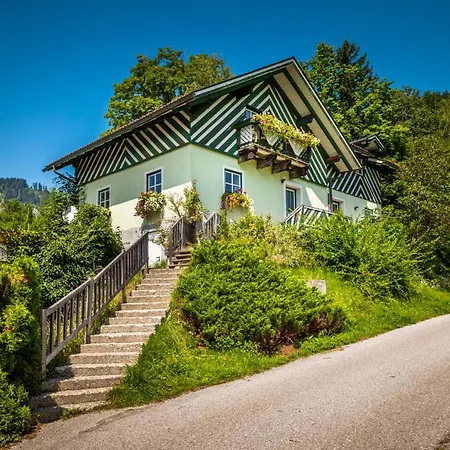 Gasthof Pesbichl Inn 3*