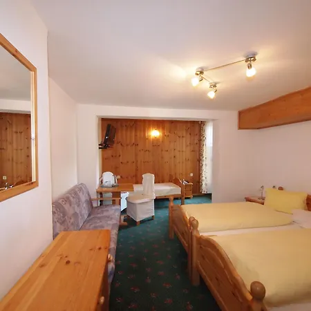 Gasthof Pesbichl Inn 3*